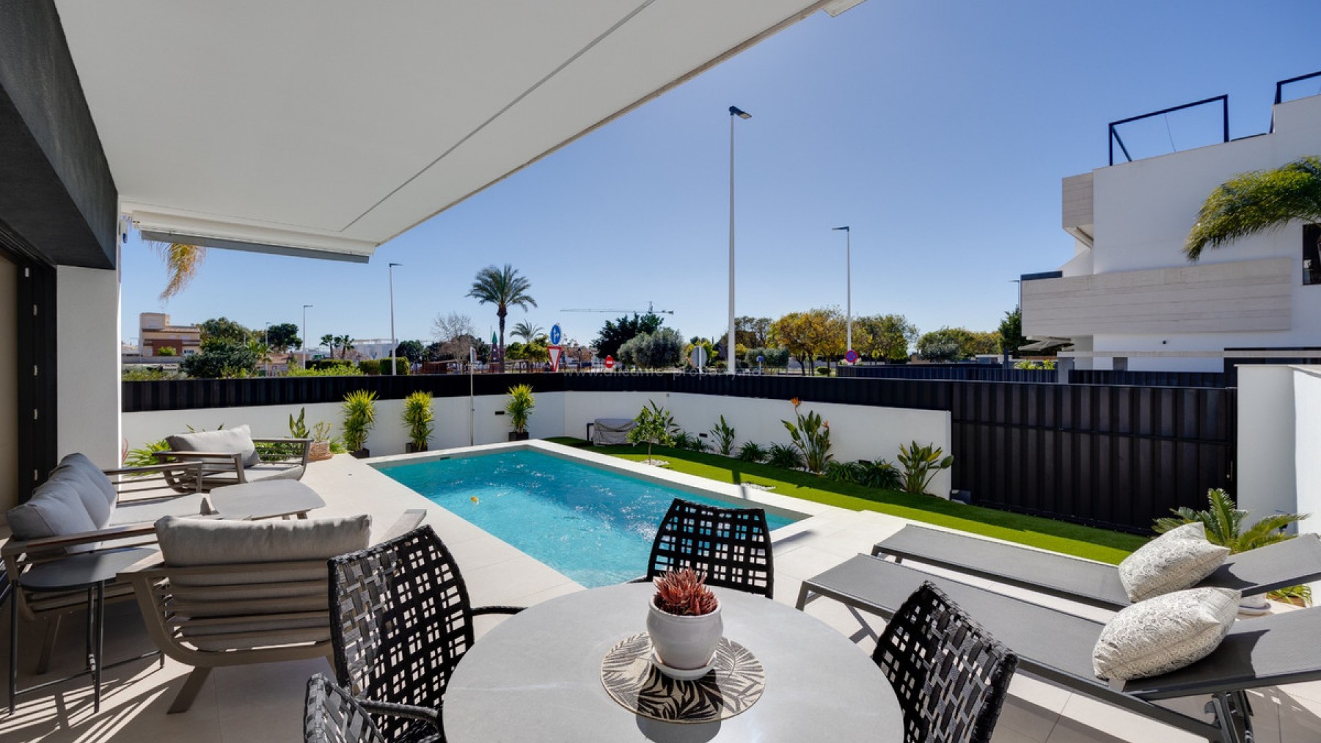 Villa in Pilar de la Horadada Centro
