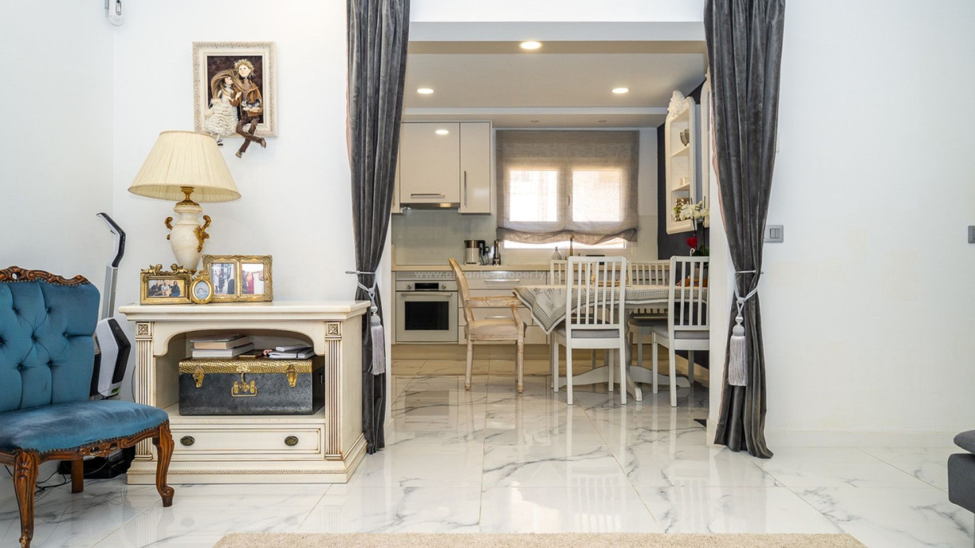 Villa in Pilar de la Horadada Centro