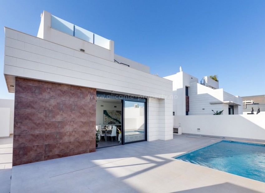 Villa in Pilar de la Horadada