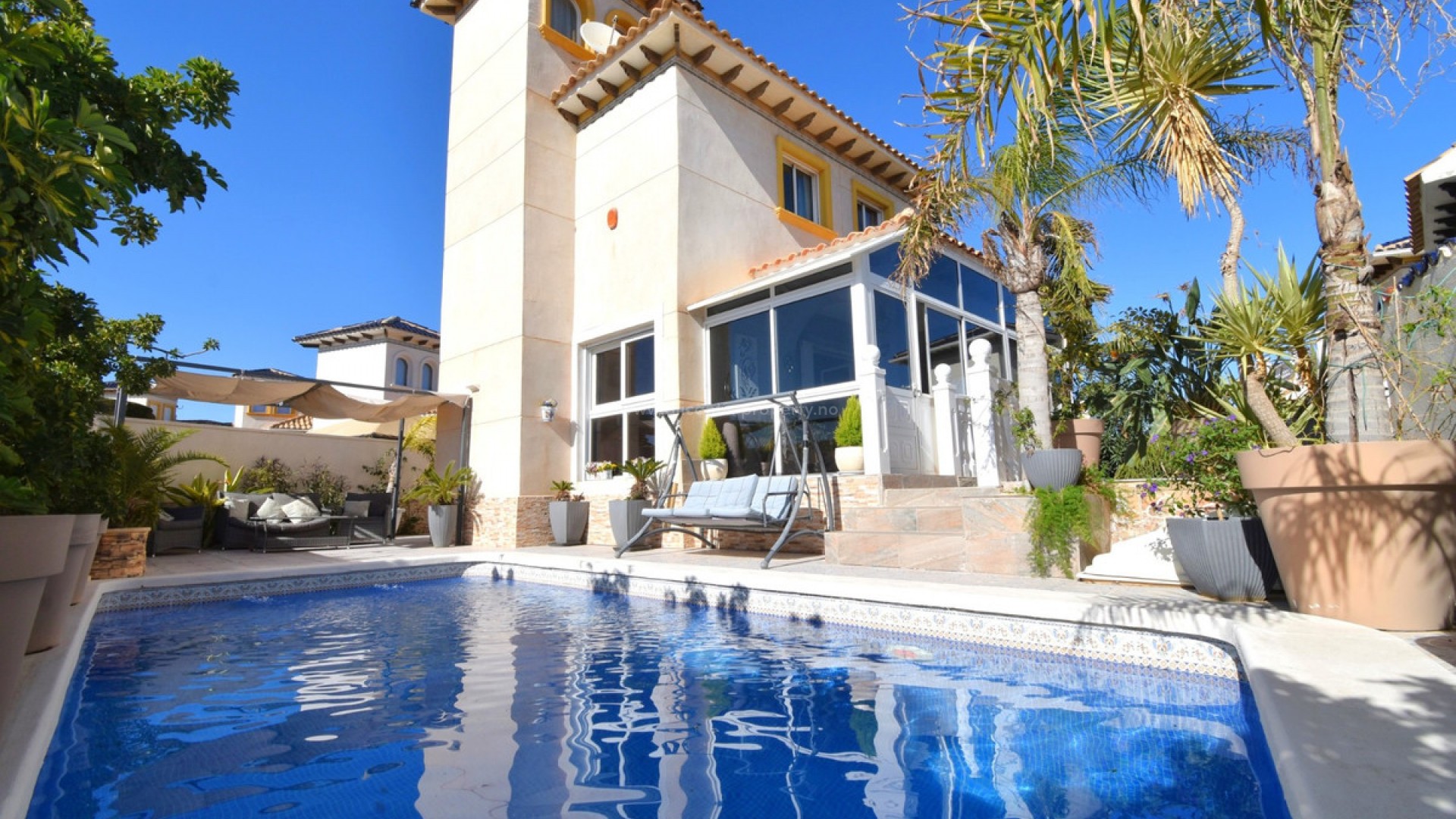 Villa in Playa Flamenca