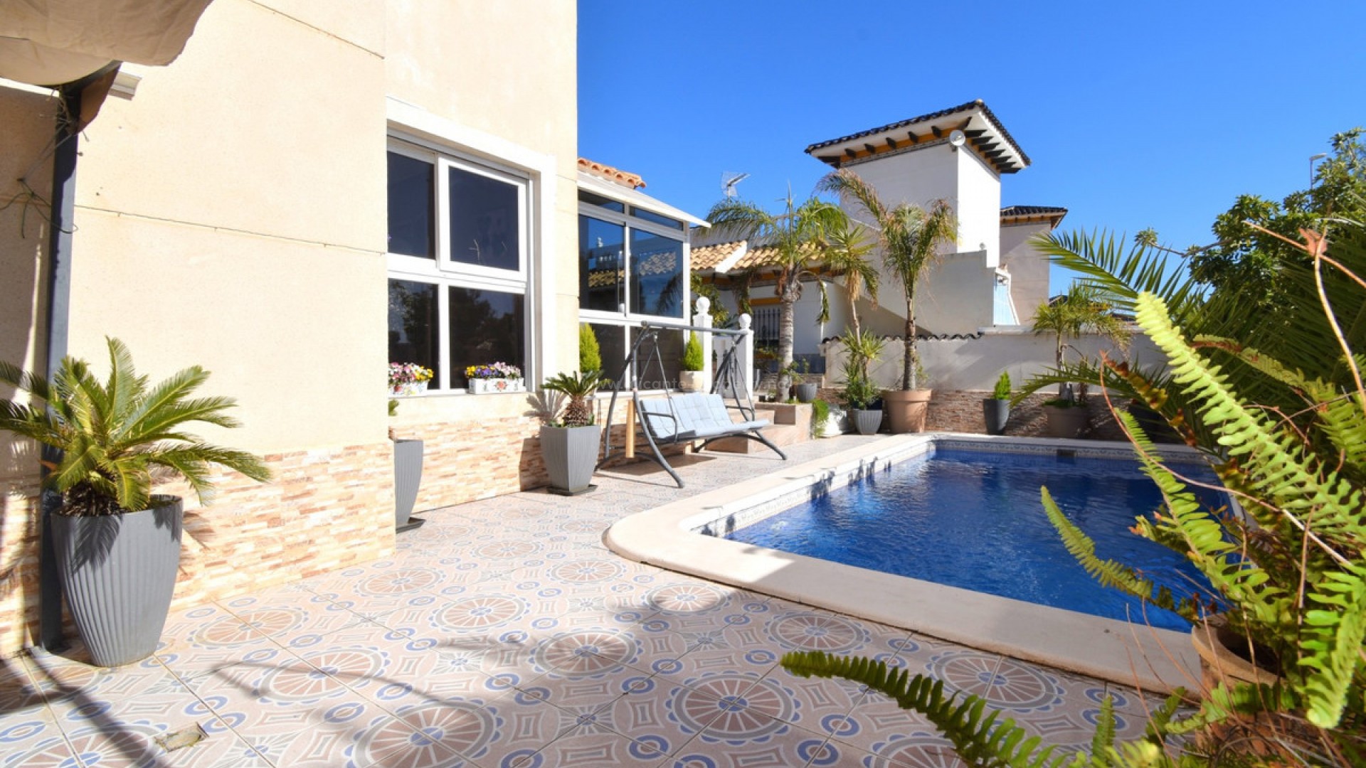 Villa in Playa Flamenca