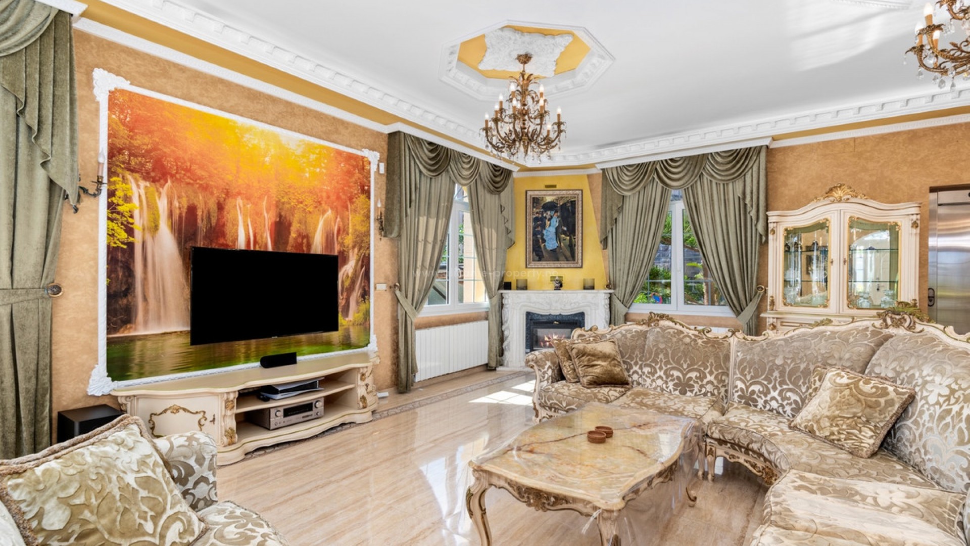 Villa in Playa Flamenca