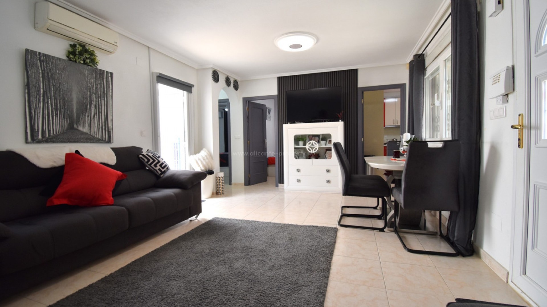 Villa in Playa Flamenca