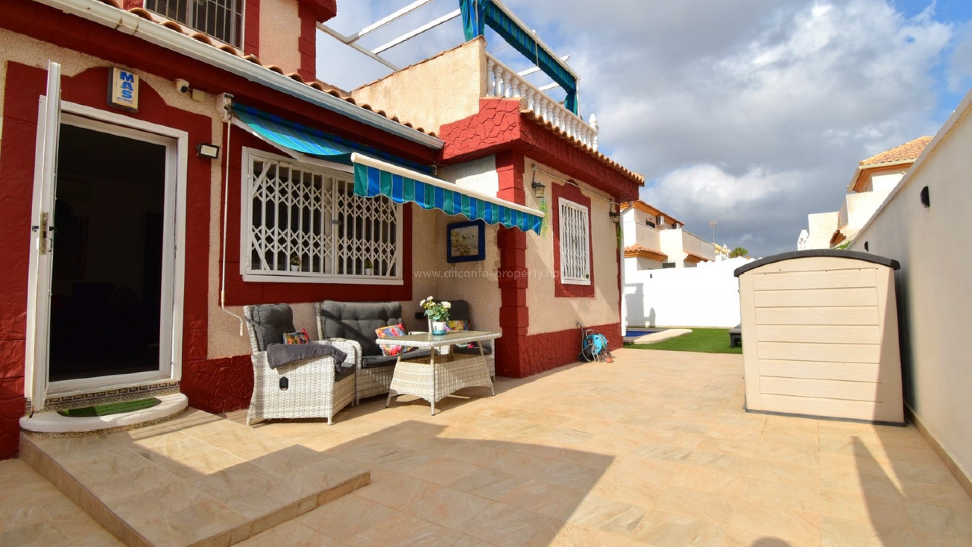 Villa in Playa Flamenca