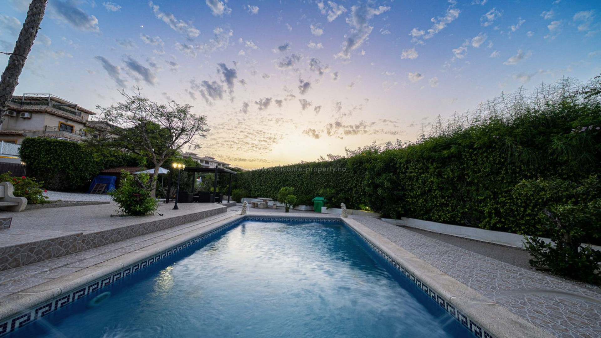 Villa in Playa Flamenca