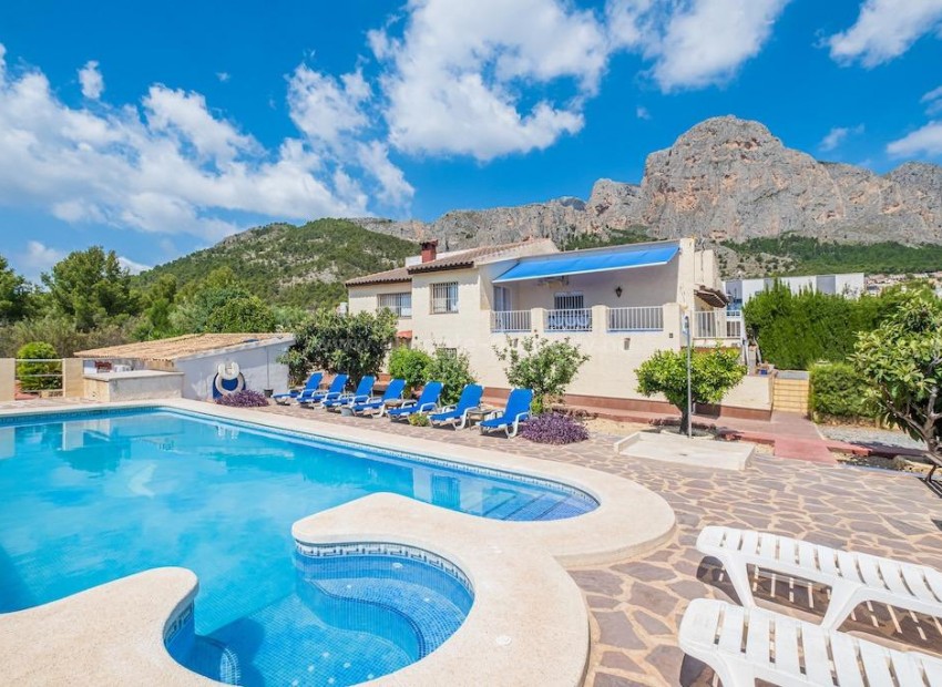 Villa in Polop Centro