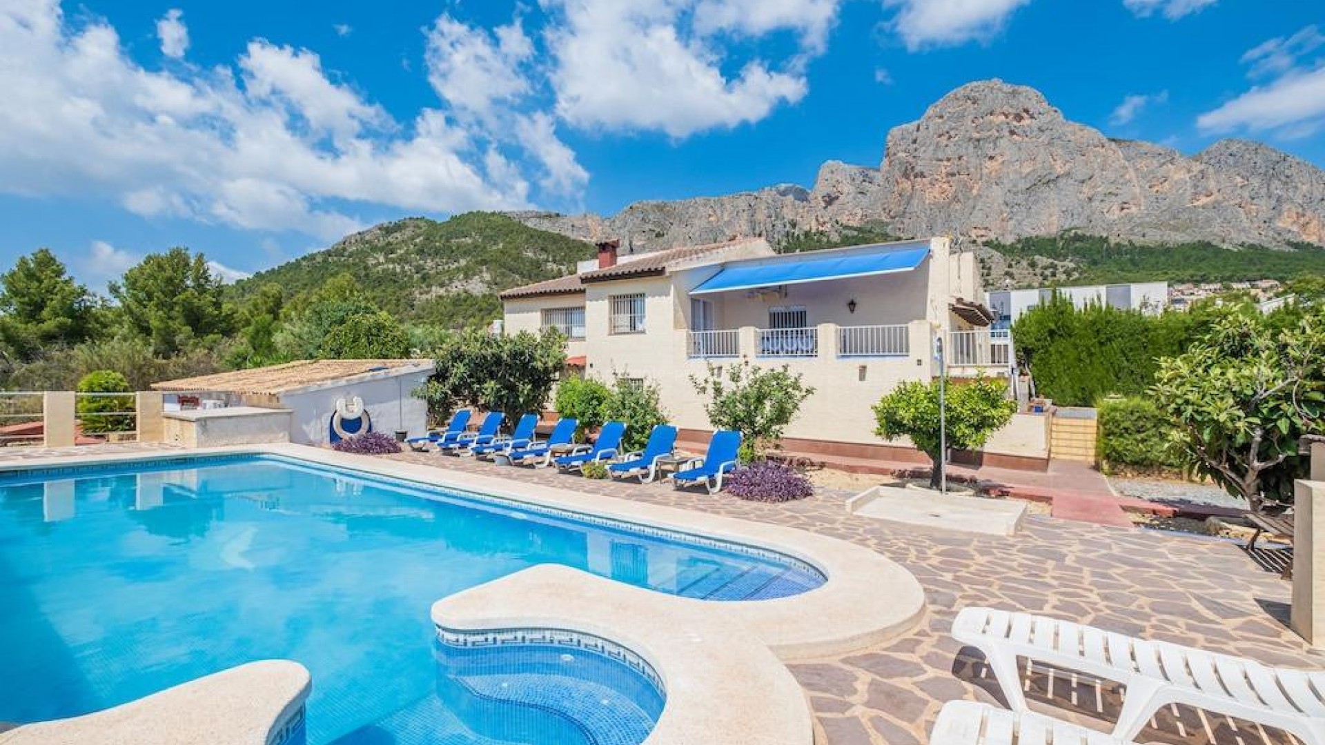 Villa in Polop Centro