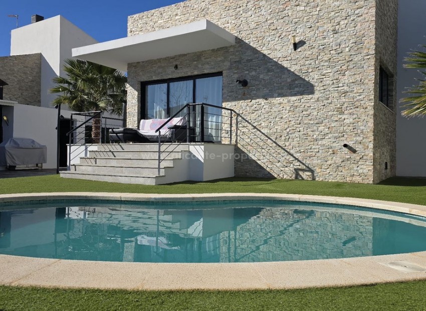 Villa in Polop