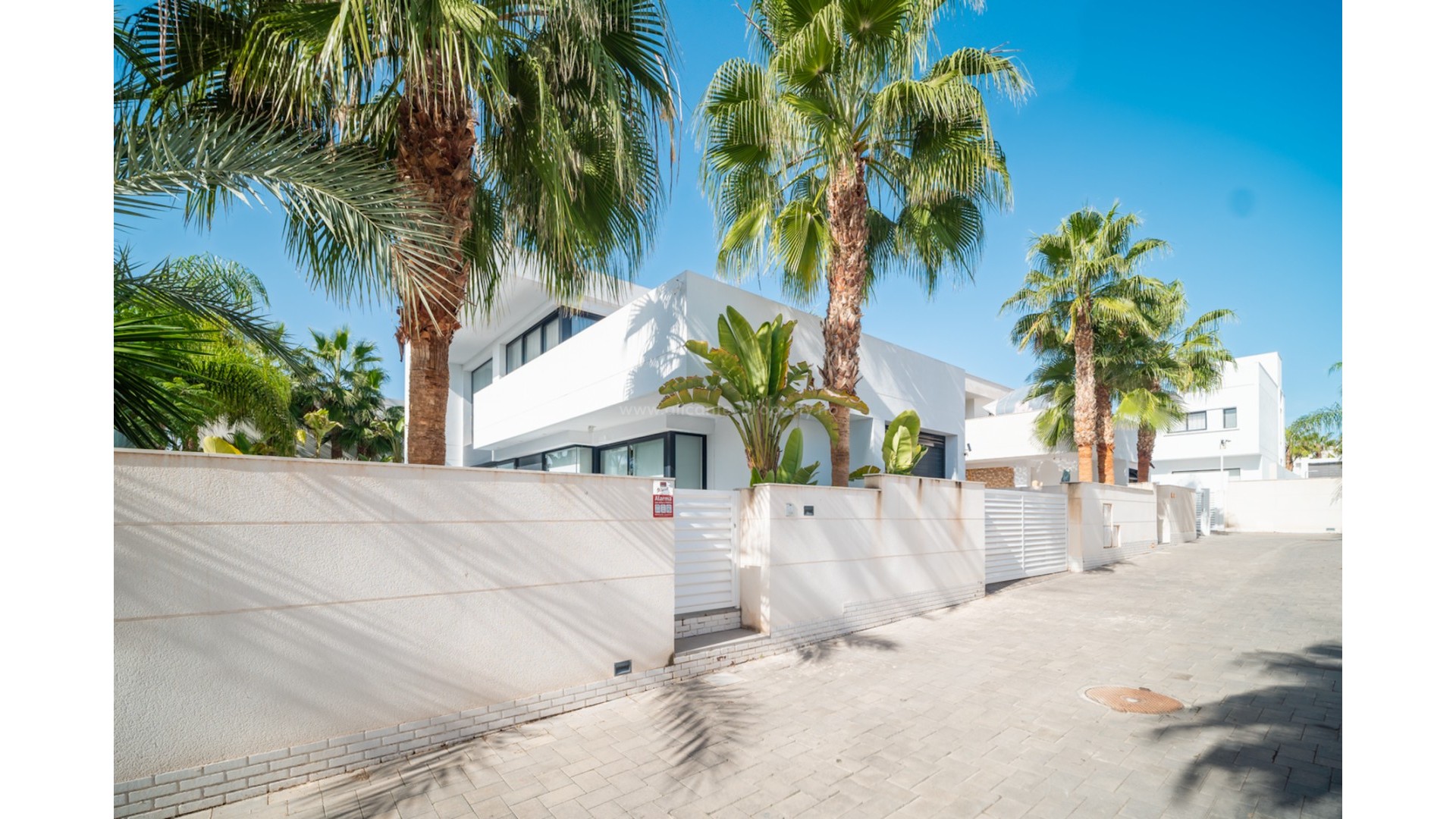 Villa in Pueblo Bravo