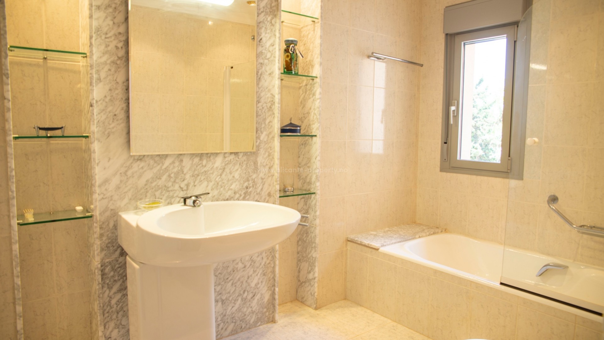 Villa in Pueblo Bravo