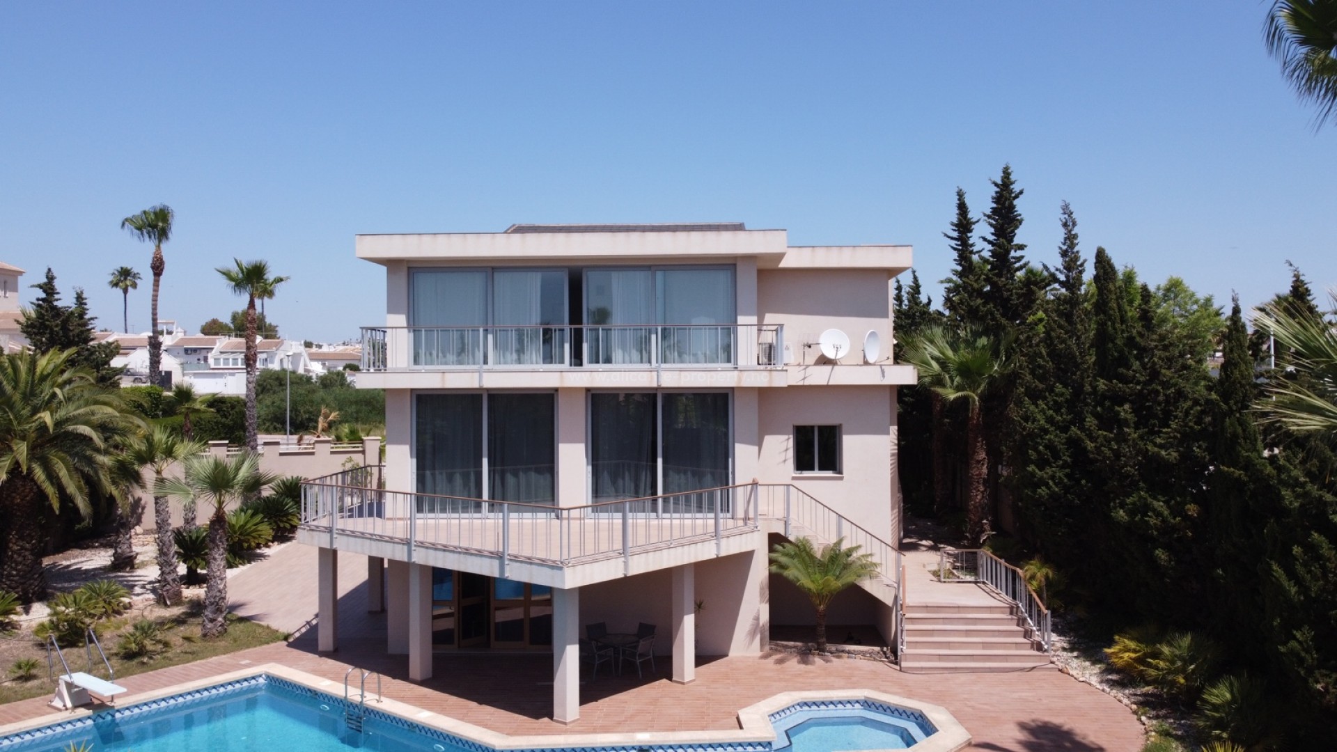 Villa in Pueblo Bravo