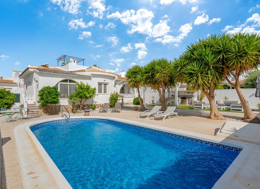 Villa in Pueblo Bravo