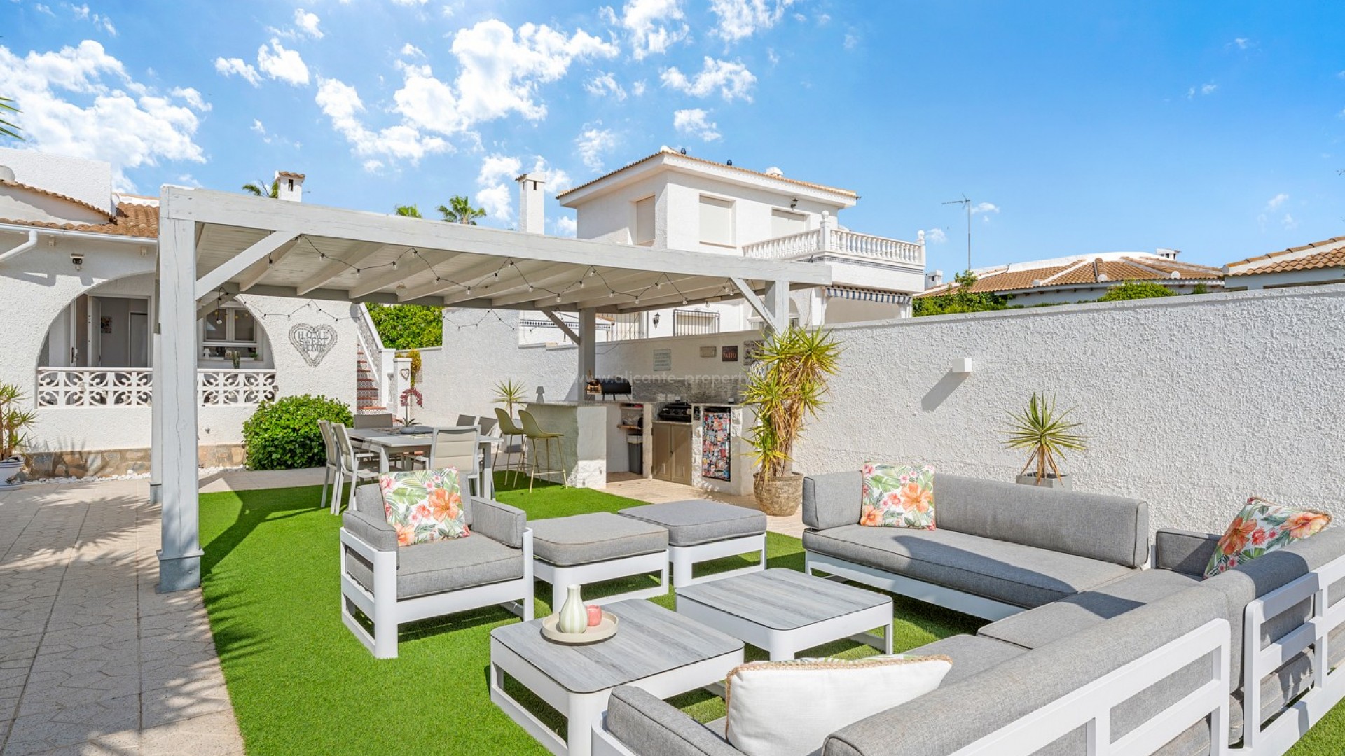 Villa in Pueblo Bravo