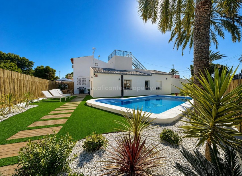 Villa in Punta Prima