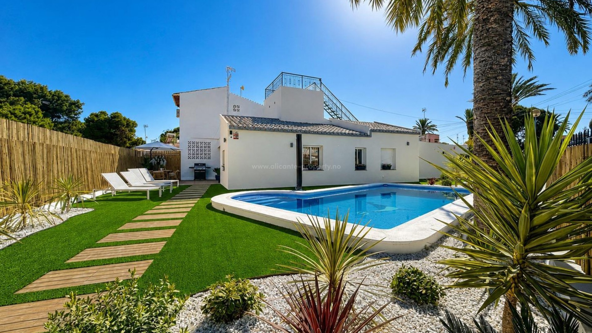 Villa in Punta Prima