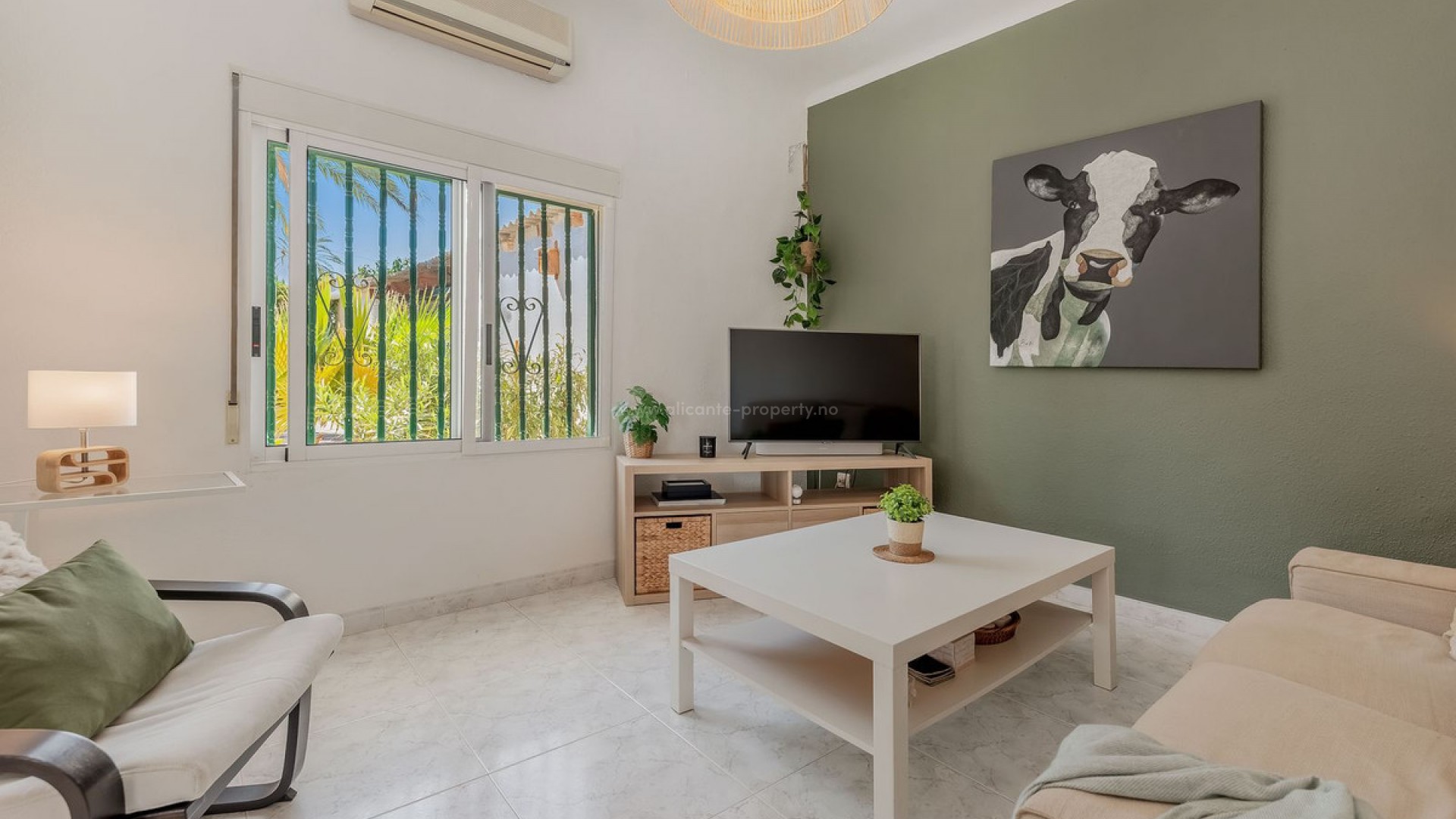 Villa in San Juan de Alicante Centro