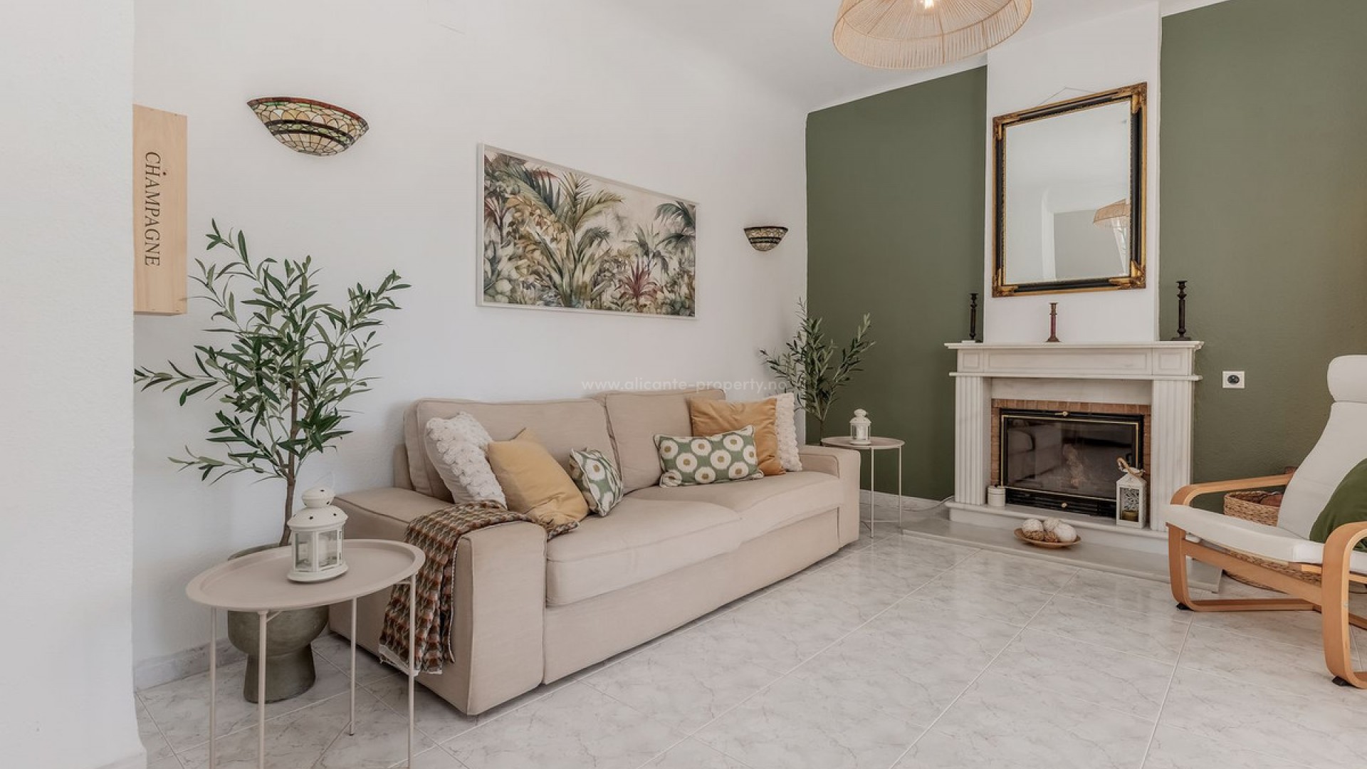 Villa in San Juan de Alicante Centro