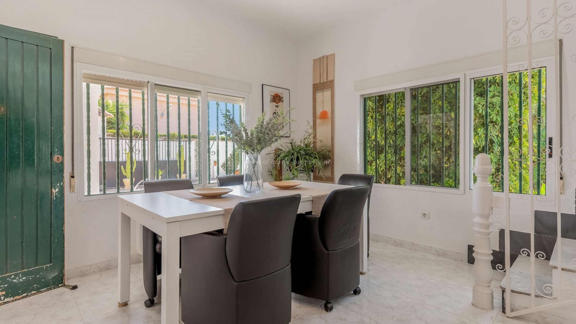 Villa in San Juan de Alicante Centro