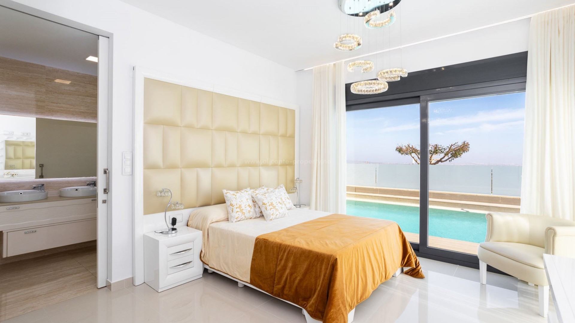 Villa in San Miguel de Salinas Centro