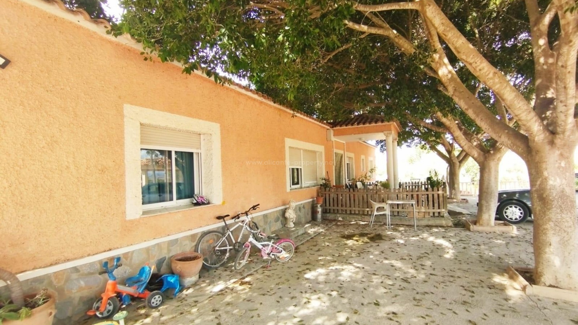 Villa in San Miguel de Salinas