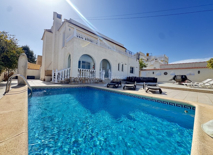 Villa in San Miguel de Salinas