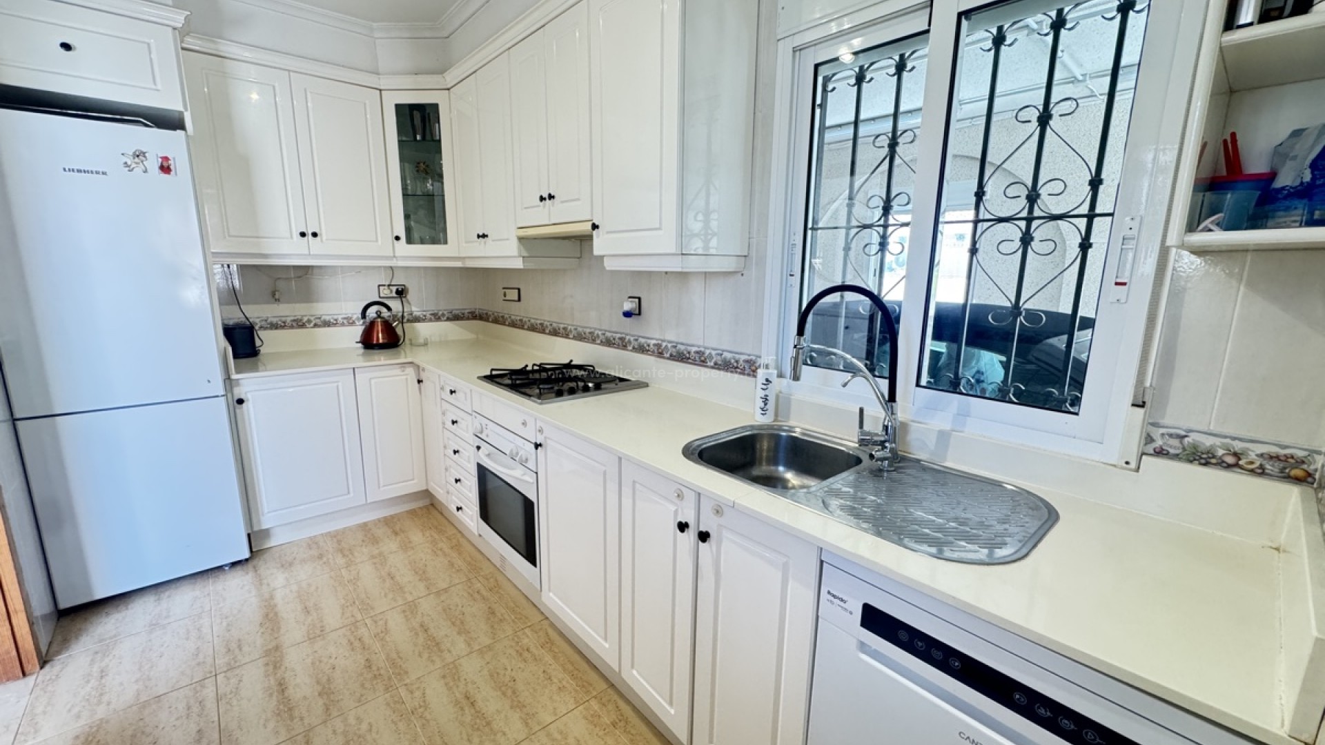 Villa in San Miguel de Salinas