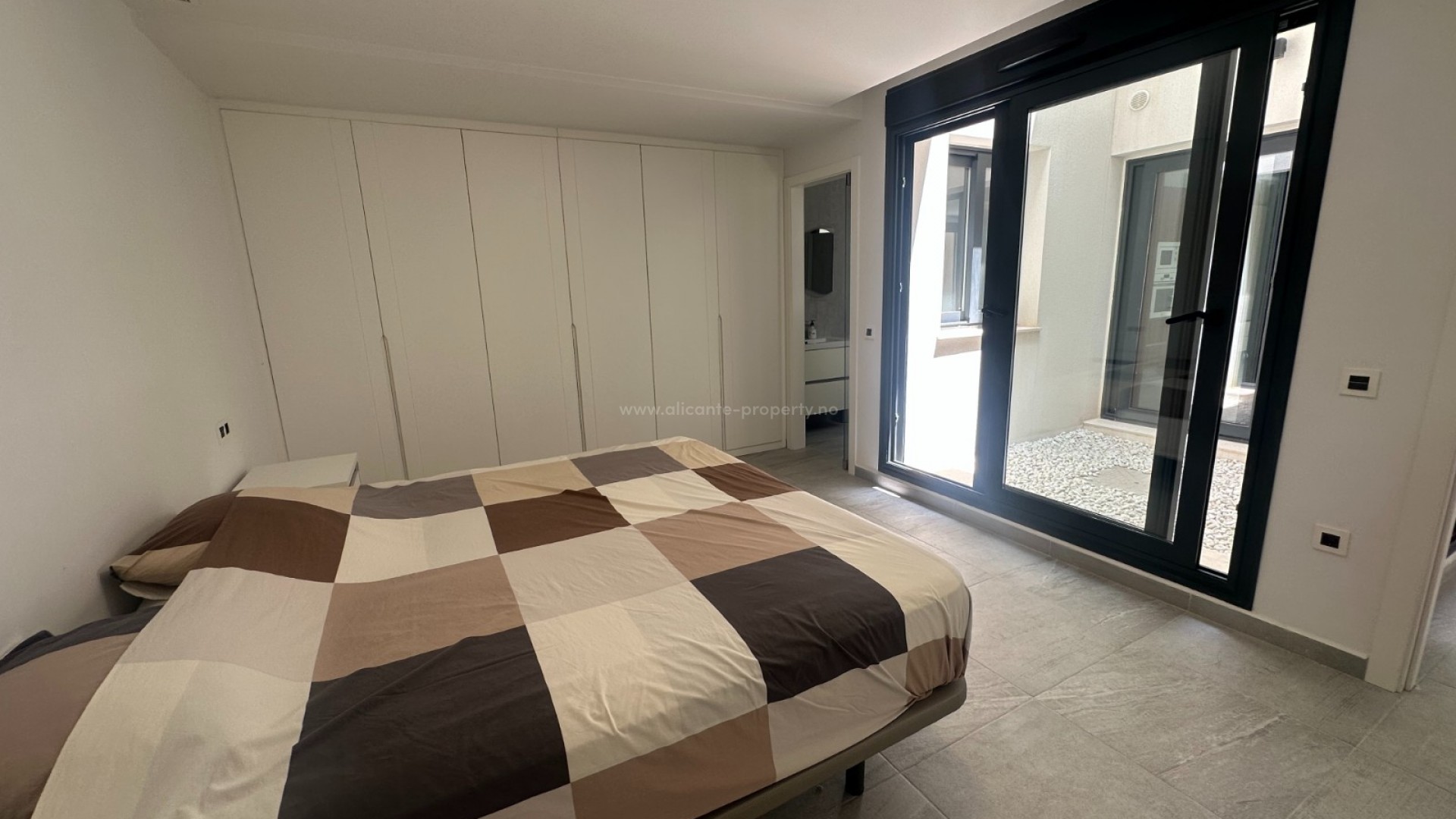 Villa in San Miguel de Salinas