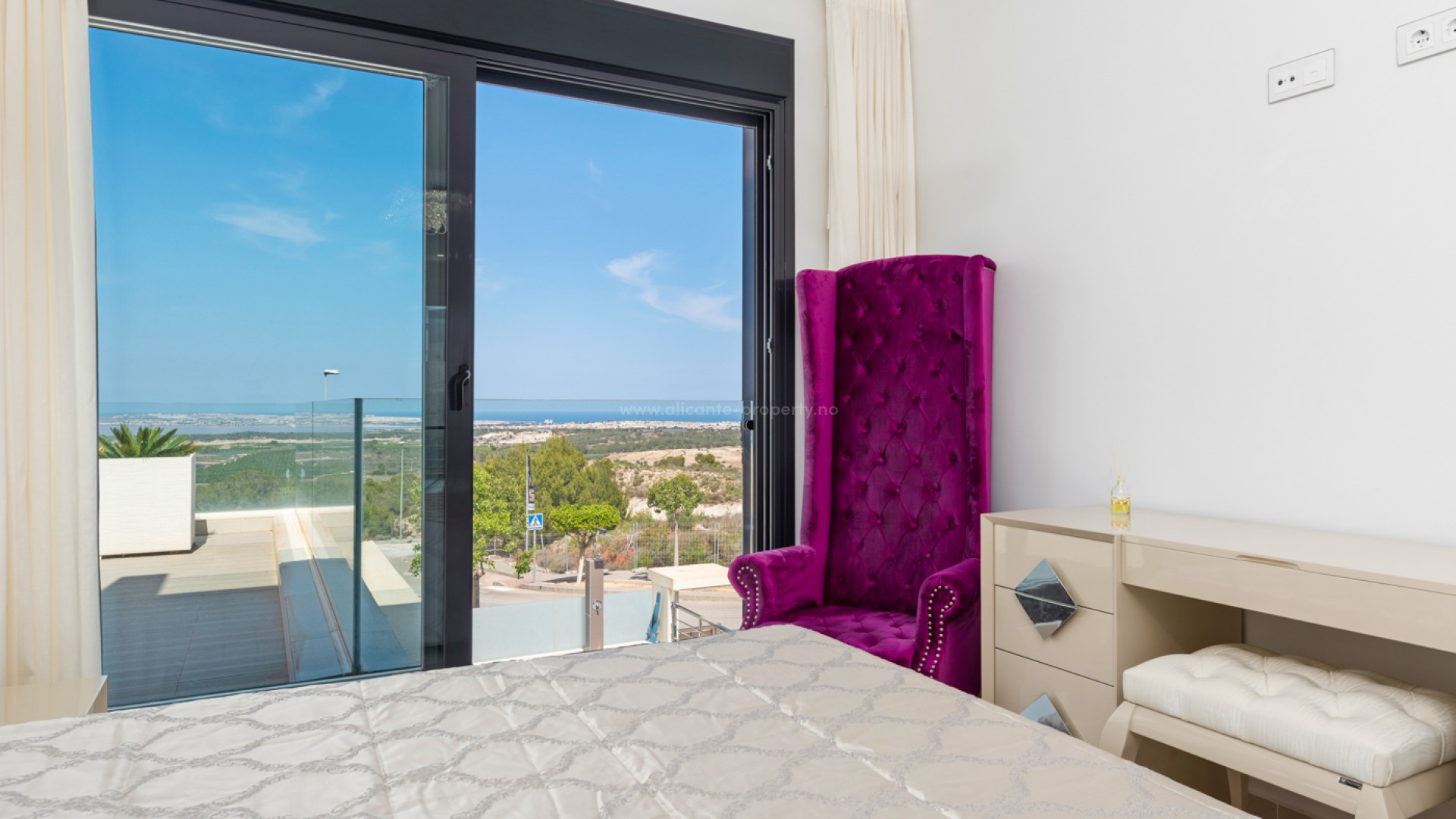 Villa in San Miguel de Salinas