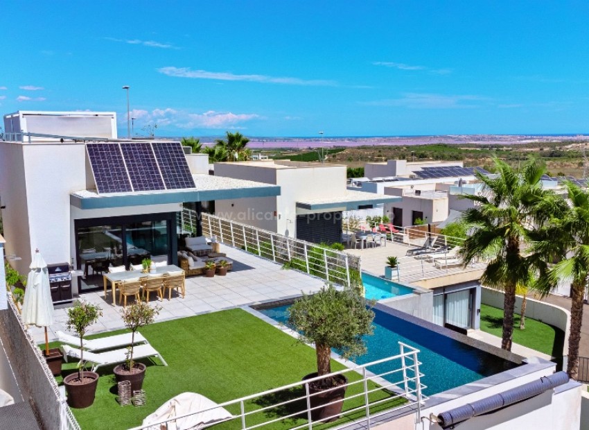 Villa in San Miguel de Salinas