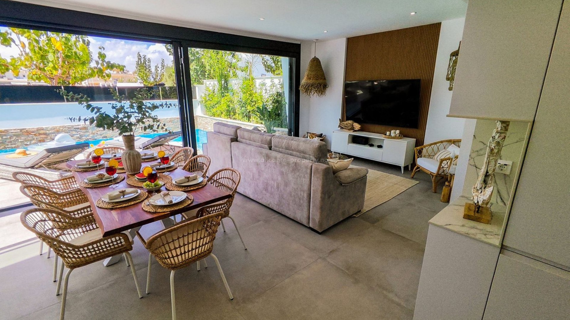 Villa in Santiago de la Ribera