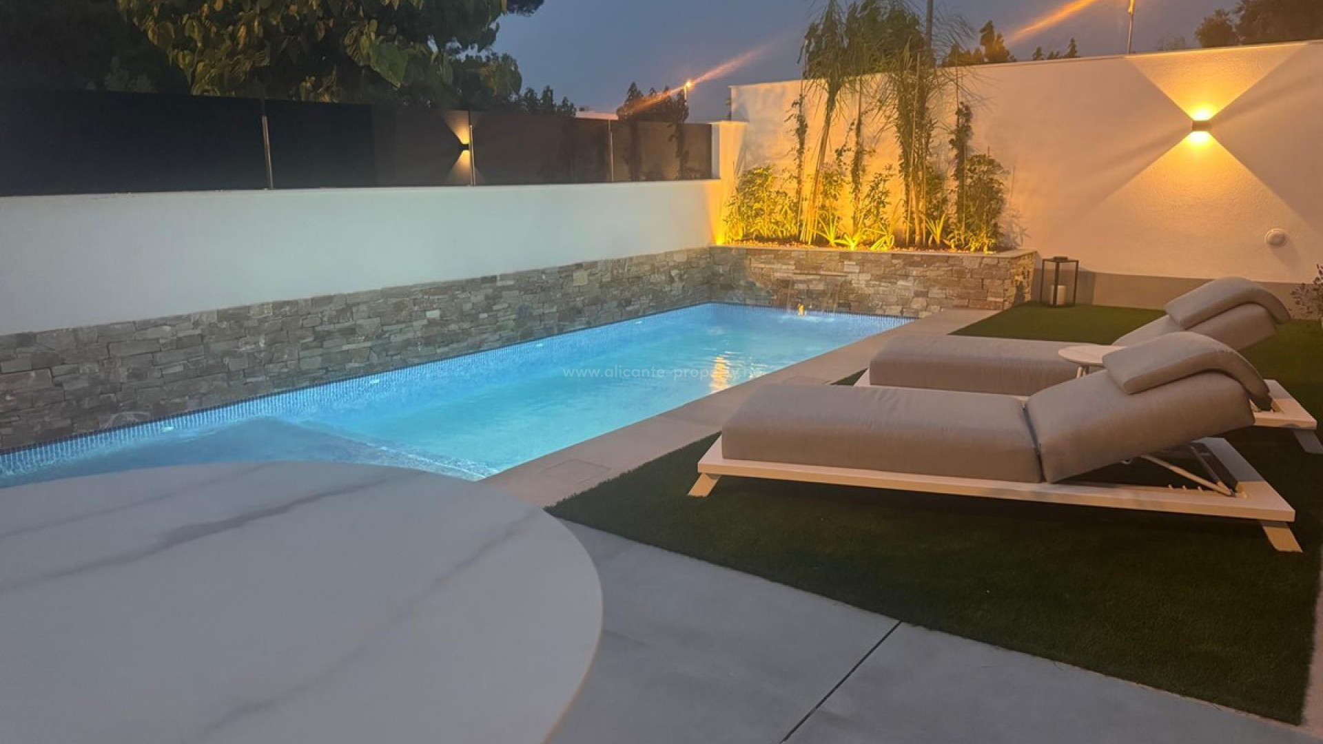 Villa in Santiago de la Ribera