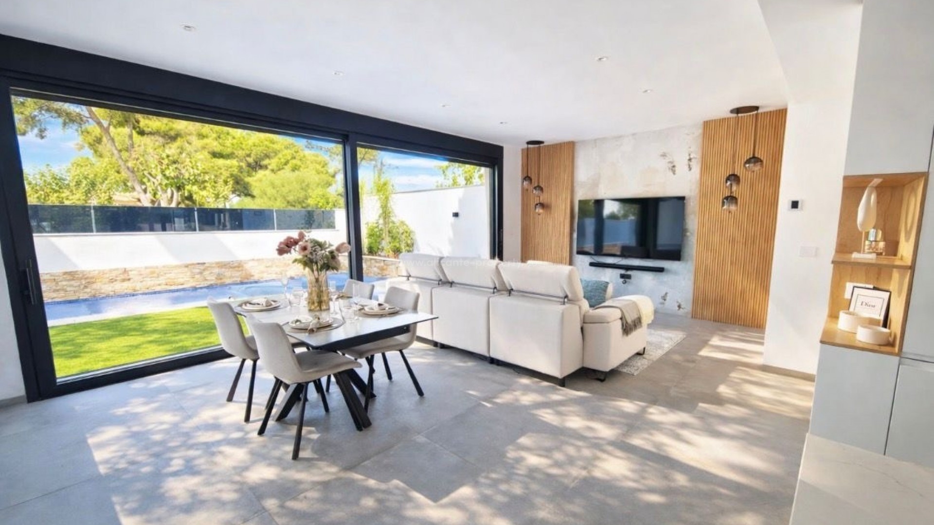 Villa in Santiago de la Ribera