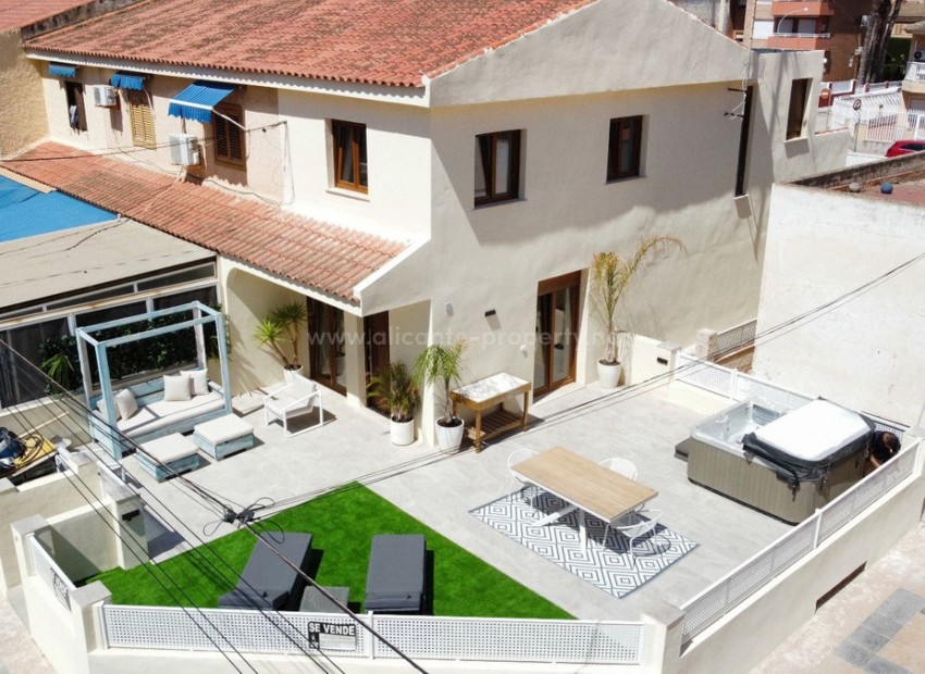 Villa in Santiago de la Ribera