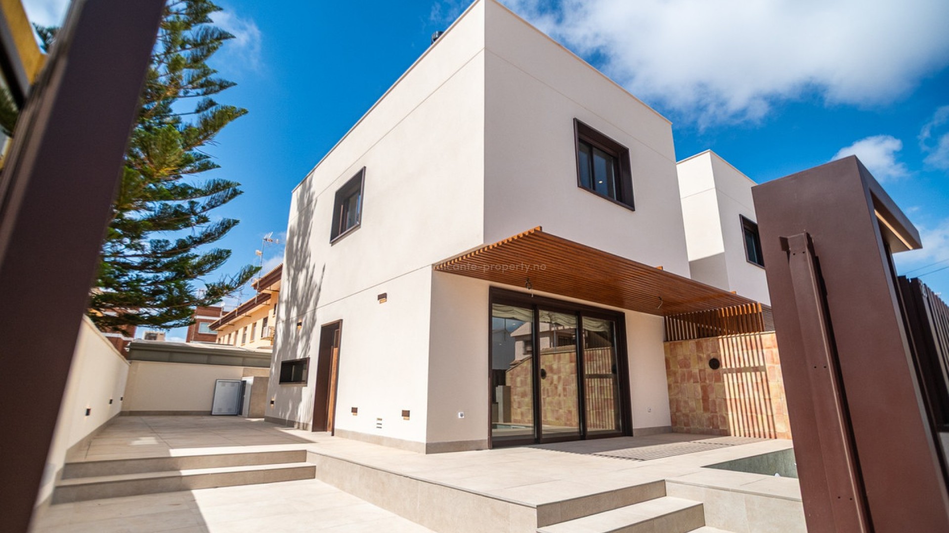Villa in Santiago de la Ribera