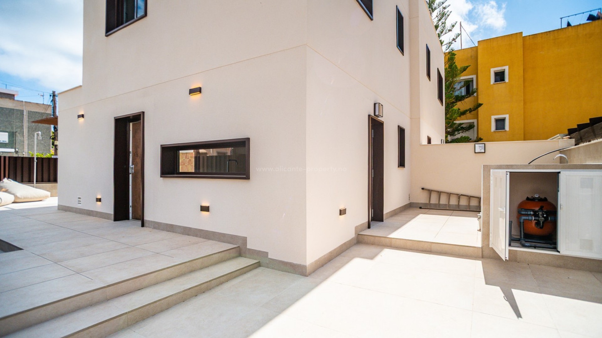 Villa in Santiago de la Ribera