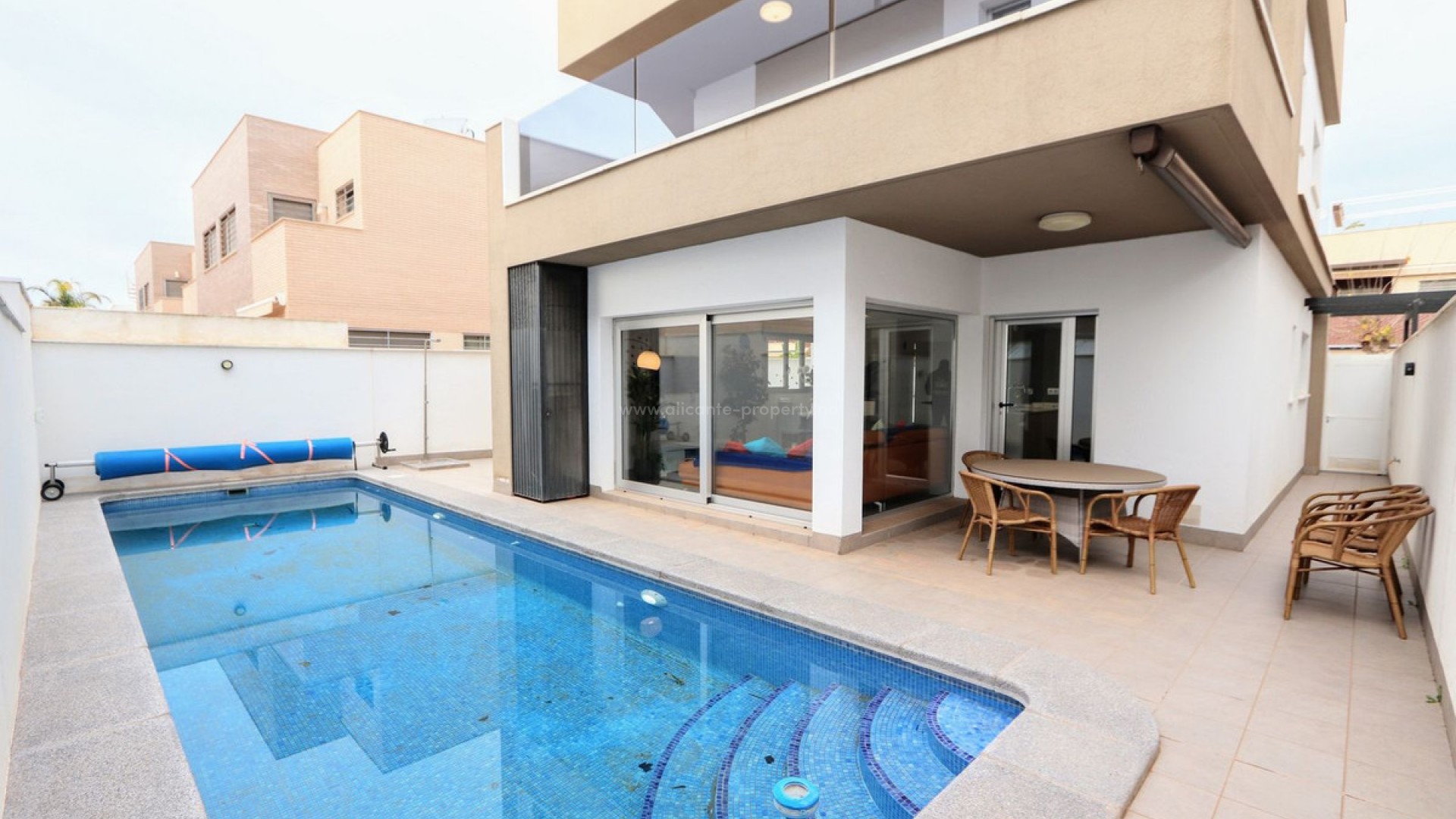 Villa in Torre De La Horadada