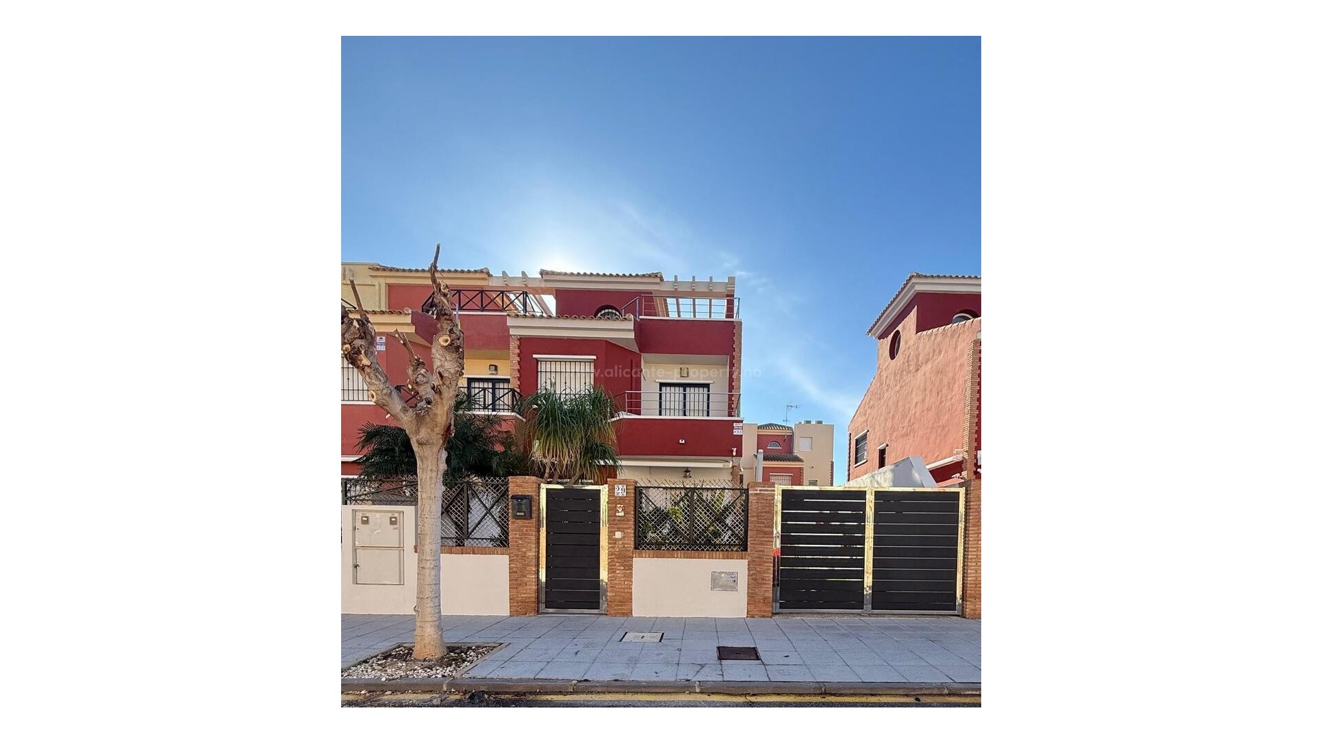 Villa in Torre De La Horadada