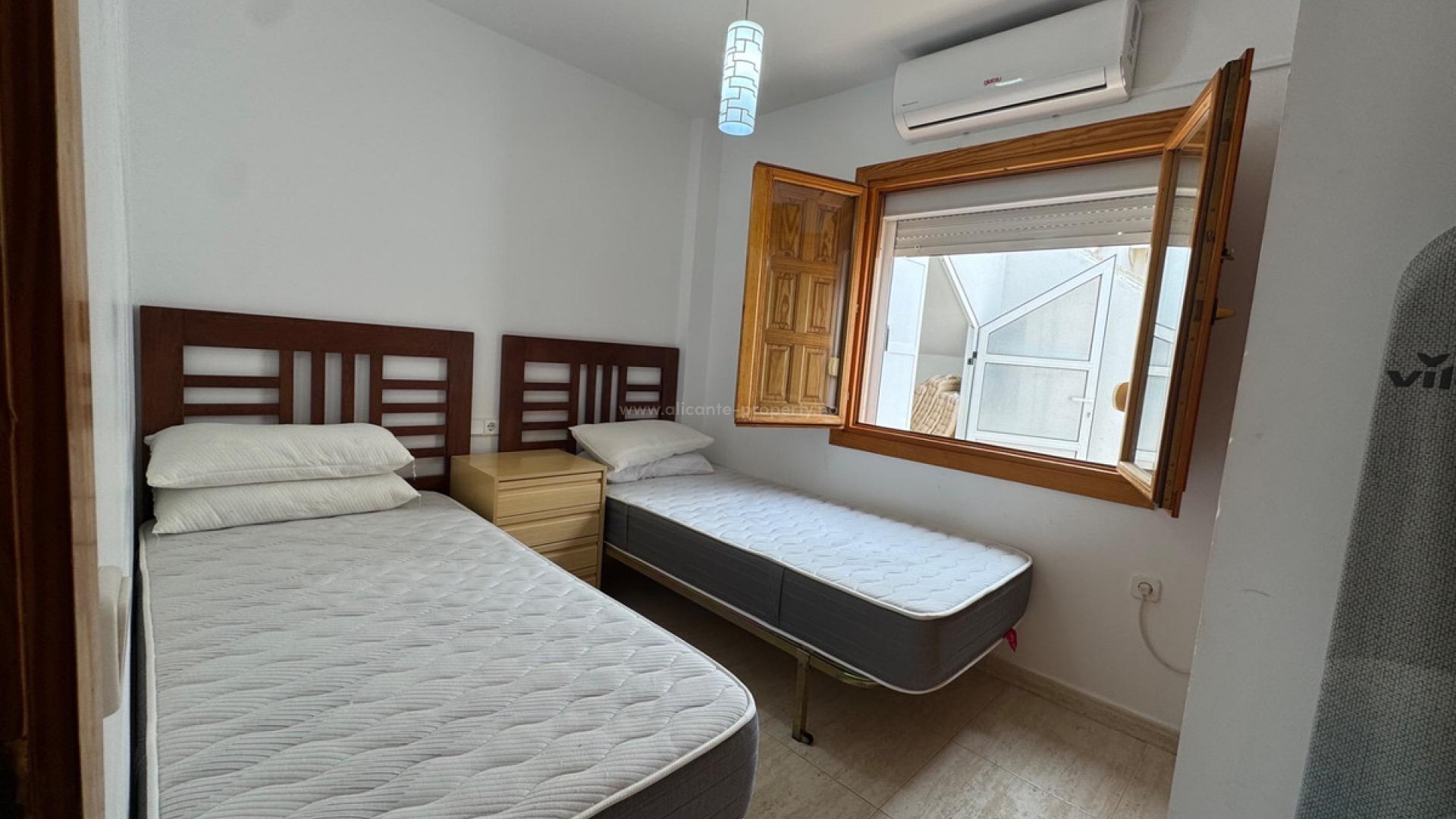 Villa in Torre De La Horadada