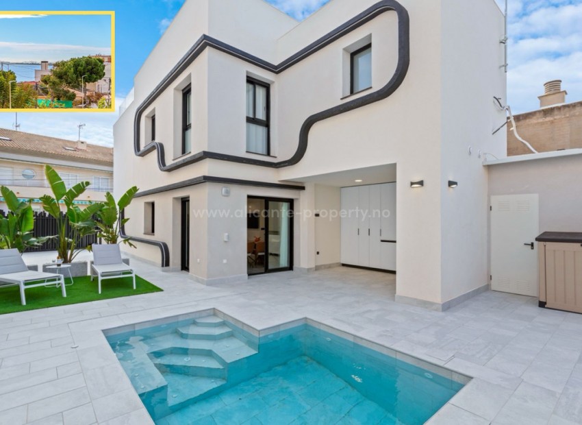 Villa in Torre De La Horadada