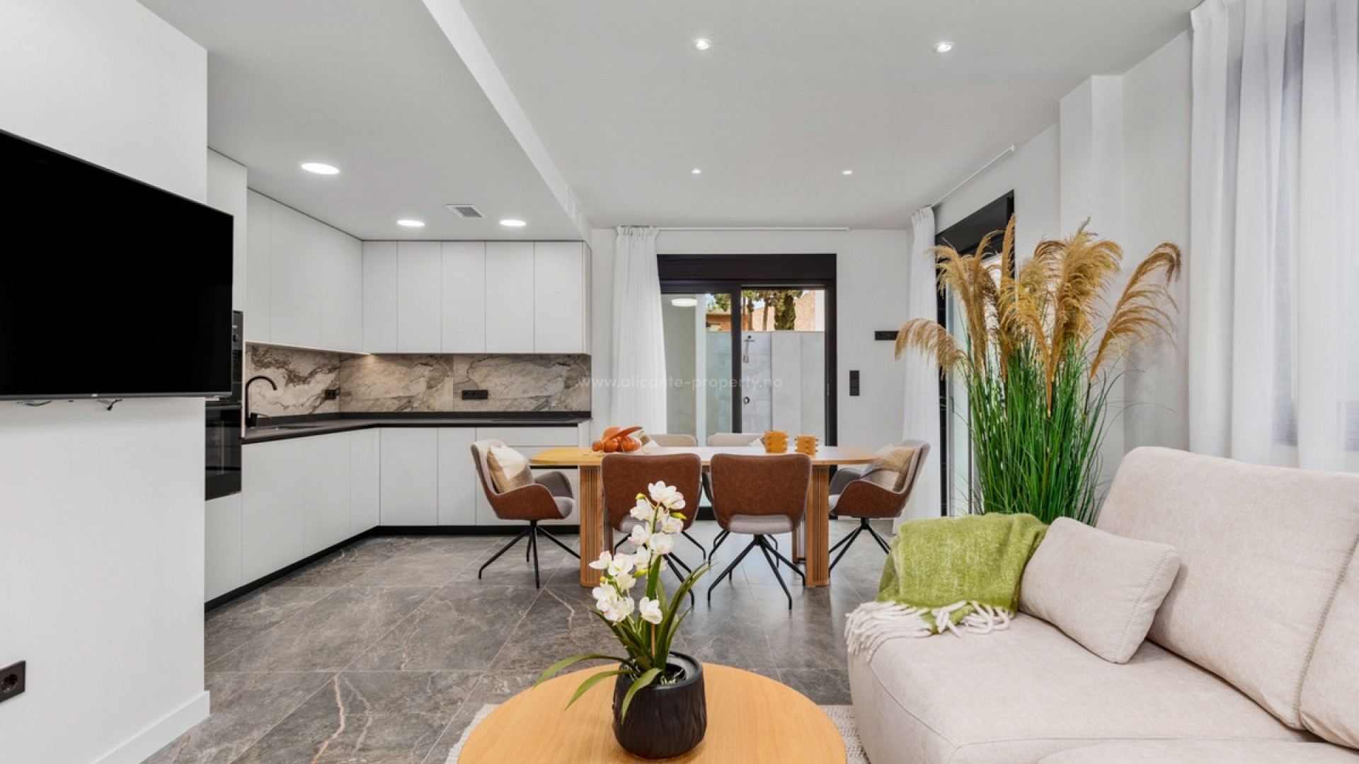 Villa in Torre De La Horadada