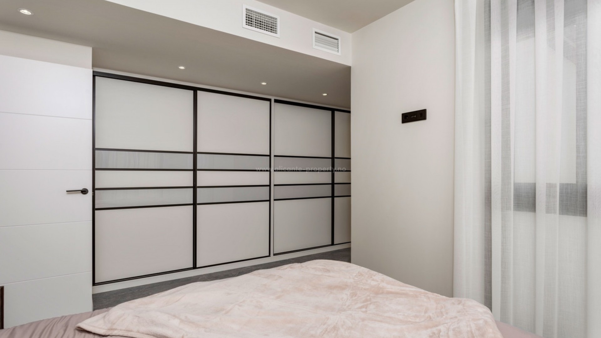 Villa in Torre De La Horadada