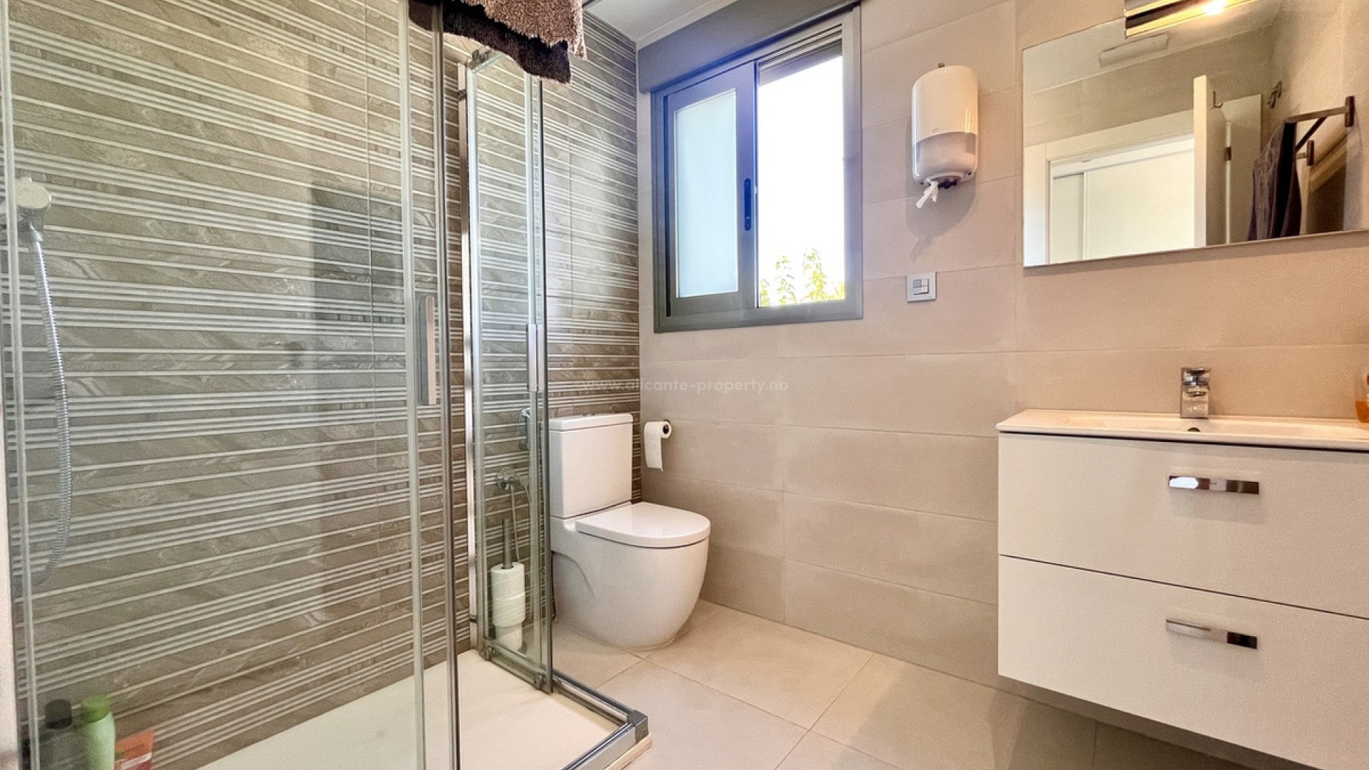 Villa in Torre De La Horadada