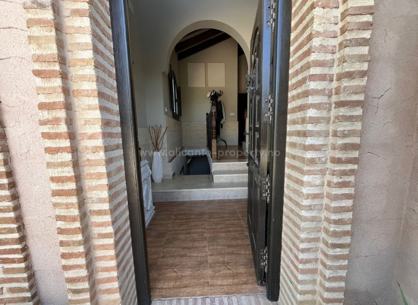 Villa in Torrellano