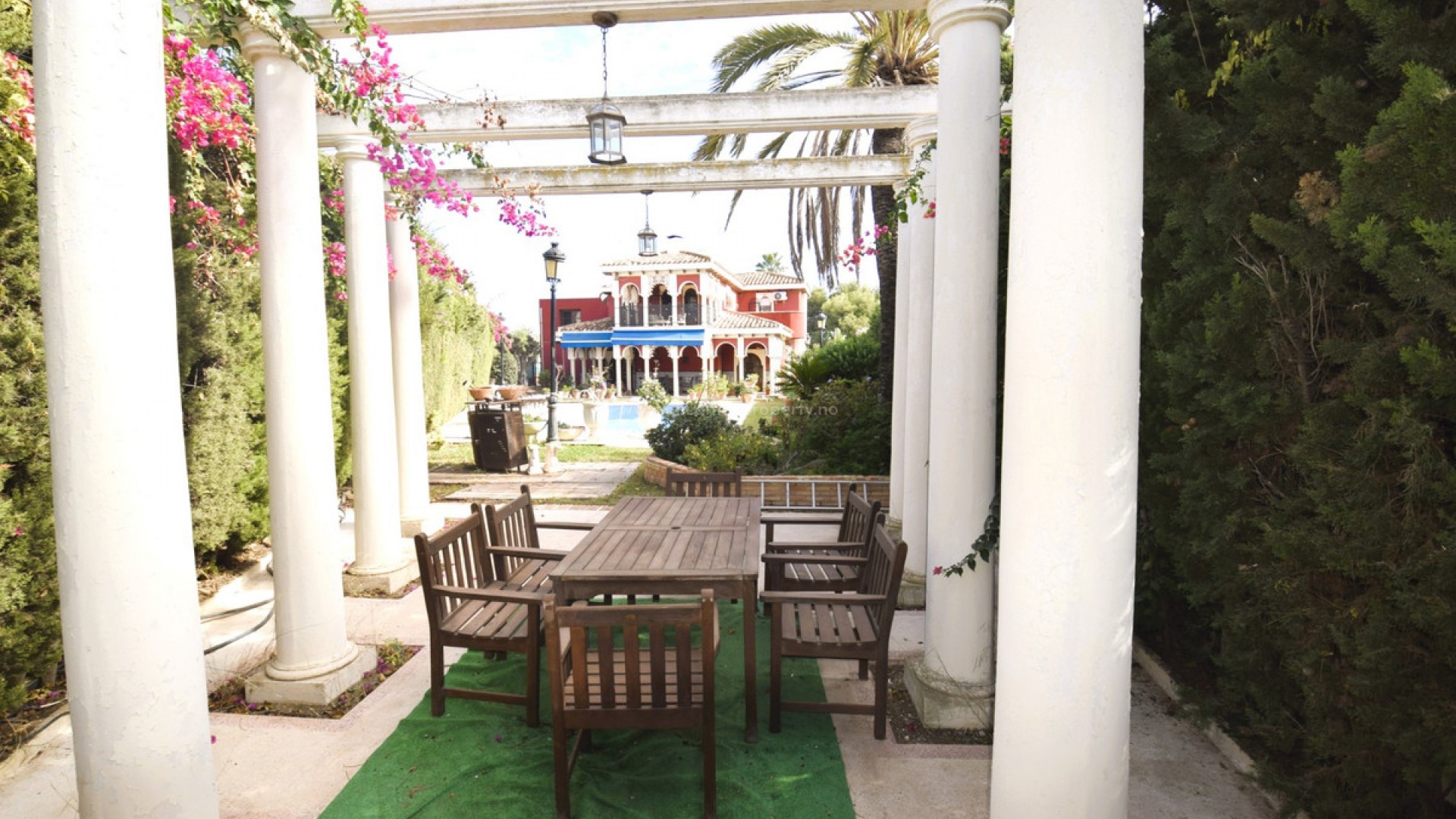 Villa in Torrevieja Centro