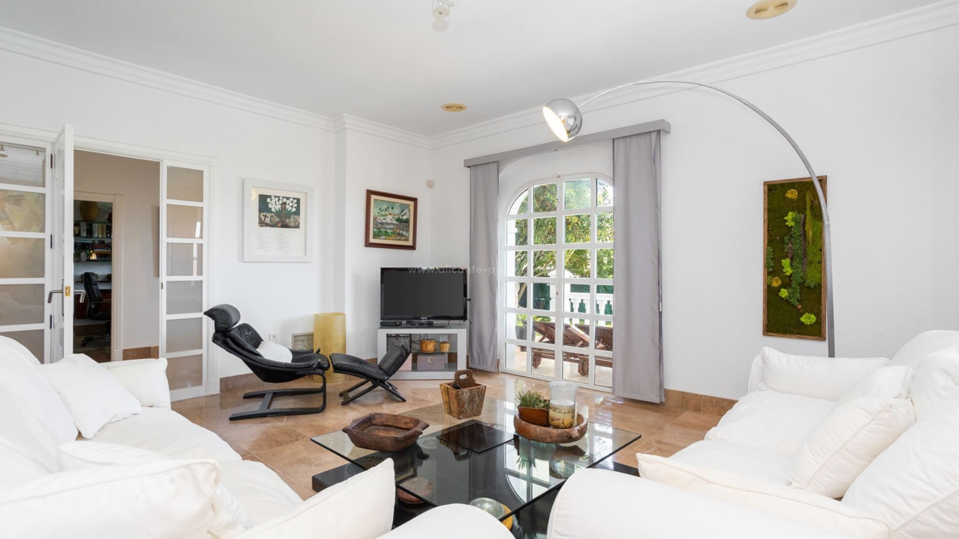 Villa in Torrevieja Centro