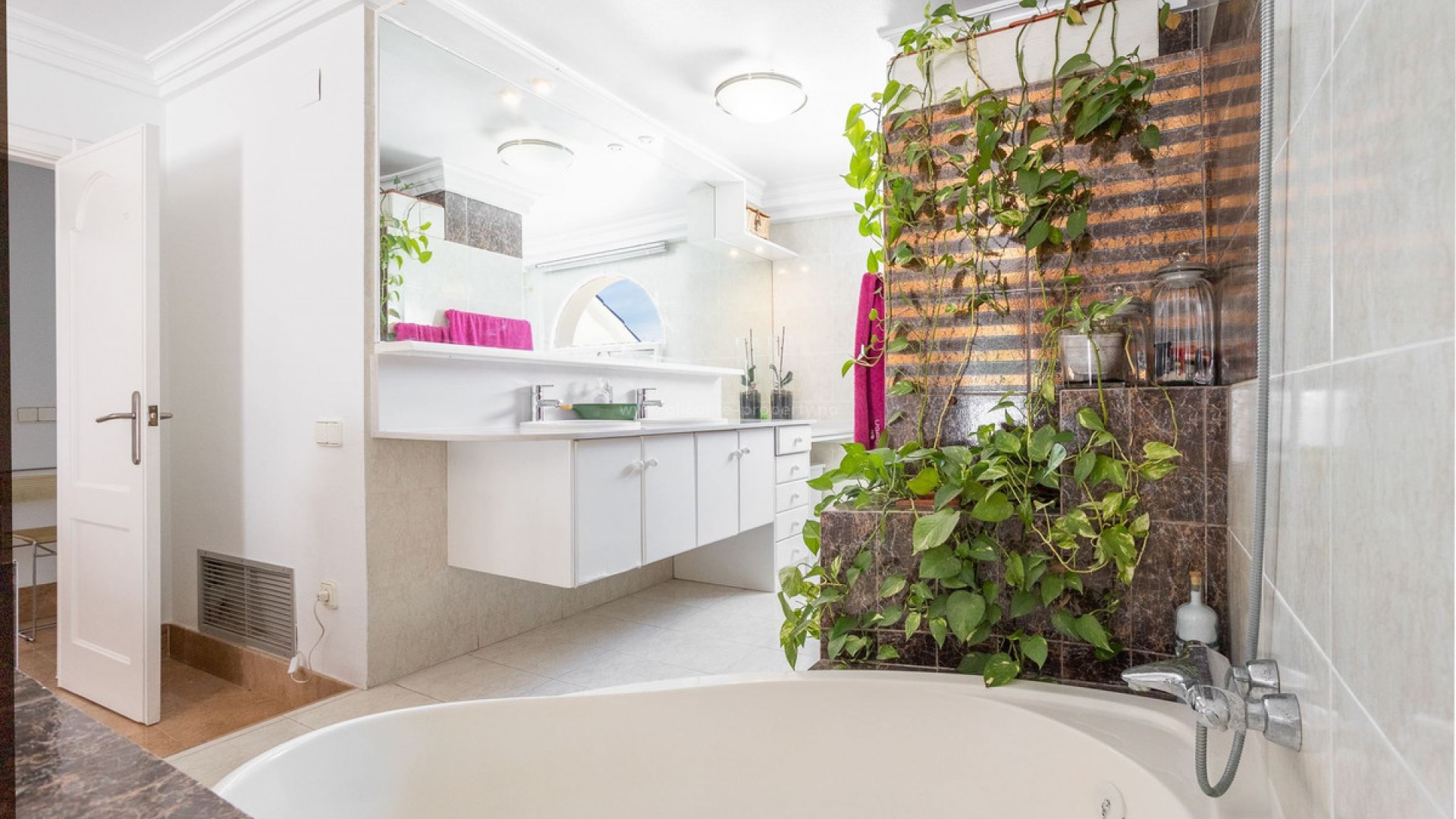 Villa in Torrevieja Centro