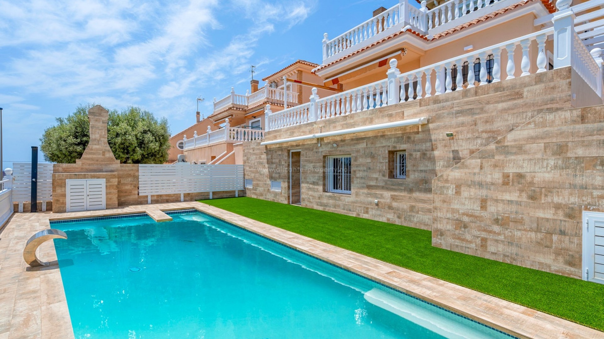 Villa in Torrevieja Centro