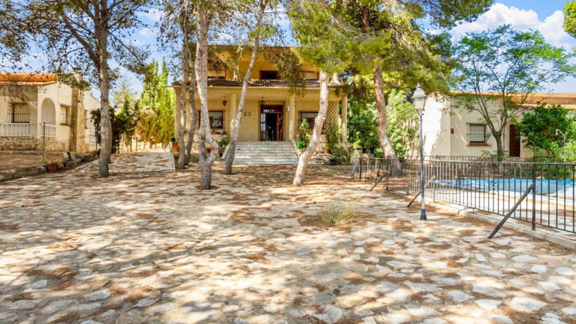 Villa in Torrevieja Centro