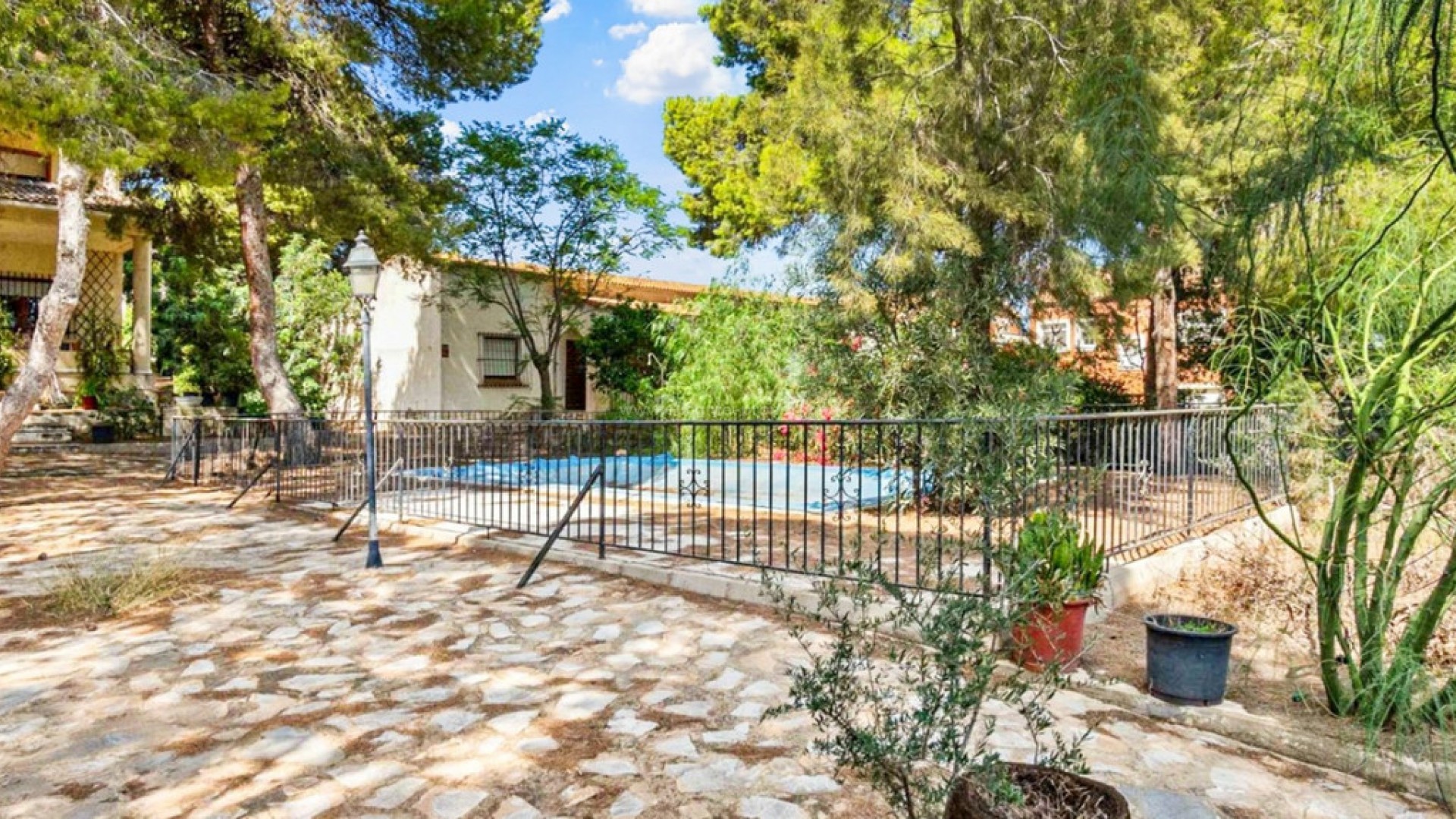 Villa in Torrevieja Centro