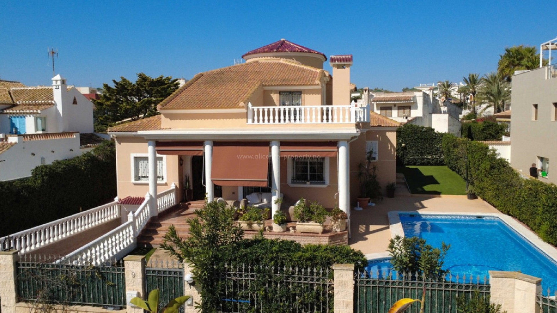 Villa in Torrevieja Centro